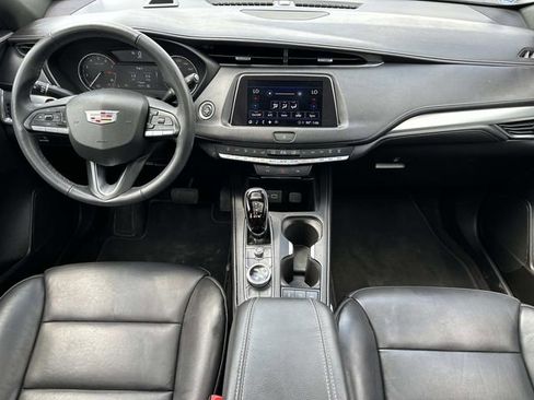 Used 2023 Cadillac XT4 Premium Luxury AWD/4WD image 13