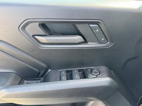 Used 2024 Chevrolet Colorado Trail Boss w/ Technology Package image 15