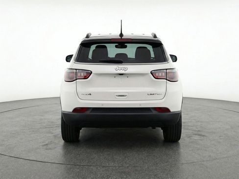 Used 2025 Jeep Compass Limited AWD/4WD image 7