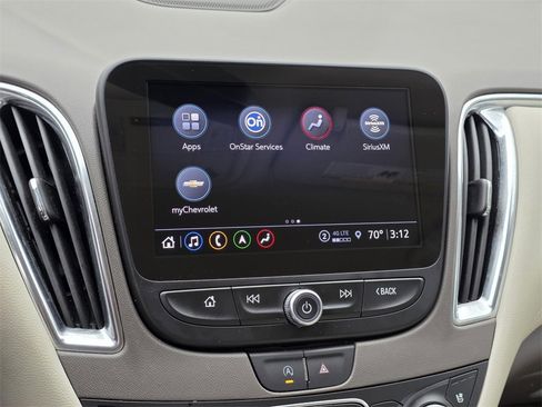 Used 2024 Chevrolet Malibu LT image 14