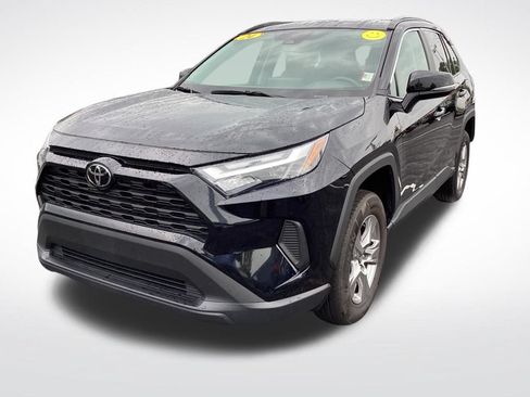 Used 2024 Toyota RAV4 XLE w/ Weather Package AWD/4WD image 5
