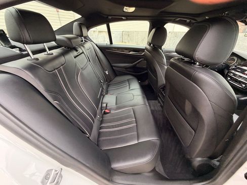 Used 2018 BMW 530e xDrive AWD/4WD image 18