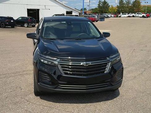 Used 2024 Chevrolet Equinox LS w/ LS Convenience Package AWD/4WD image 3