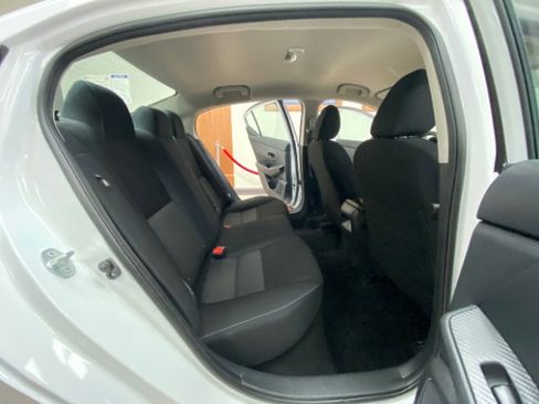 Used 2025 Nissan Sentra SV image 16