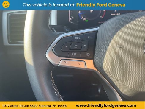 Used 2023 Volkswagen Atlas Cross Sport SEL AWD/4WD image 17