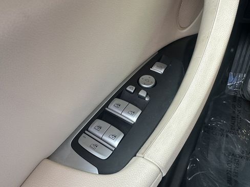 Used 2024 BMW X3 xDrive30i w/ Premium Package AWD/4WD image 30