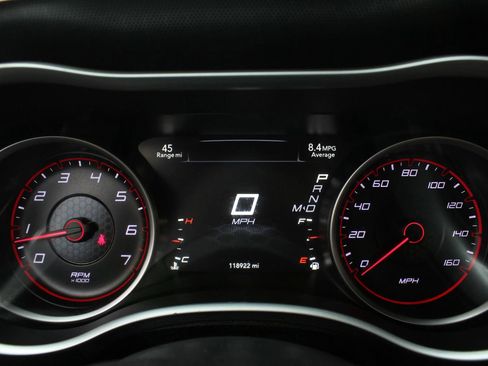 Used 2018 Dodge Charger R/T RWD image 28