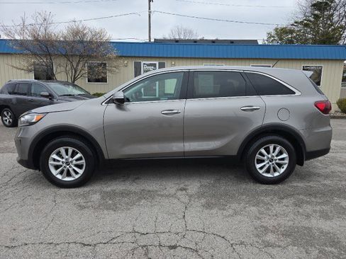 Used 2019 Kia Sorento L image 5