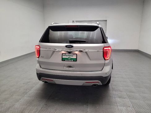 Used 2016 Ford Explorer XLT w/ Equipment Group 201A FWD image 7