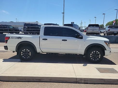 Used 2024 Nissan Titan PRO-4X w/ Pro-4x Convenience Package AWD/4WD image 9