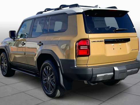 Certified 2025 Toyota Land Cruiser image 11