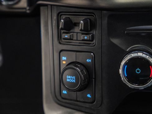 Used 2023 Ford F150 Lariat w/ Equipment Group 502A High image 27