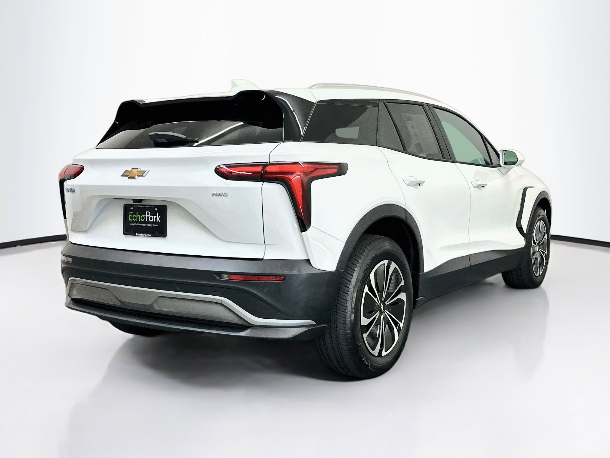 Used 2024 Chevrolet Blazer EV LT AWD/4WD image 9