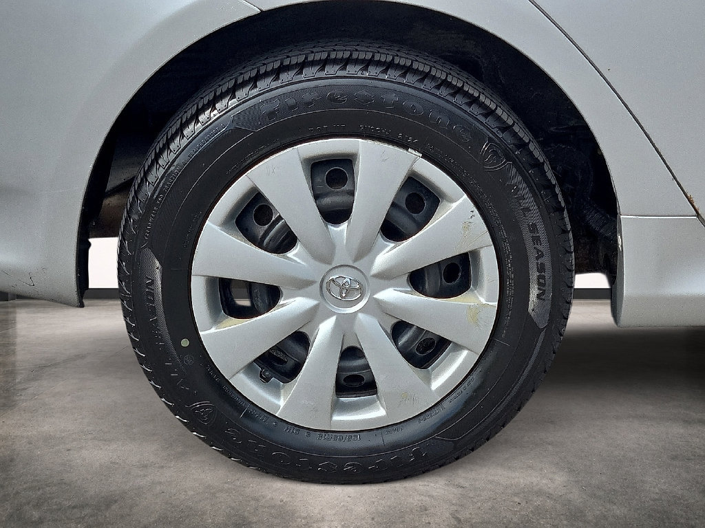 Used 2010 Toyota Corolla LE w/ All Weather Guard Pkg FWD image 7