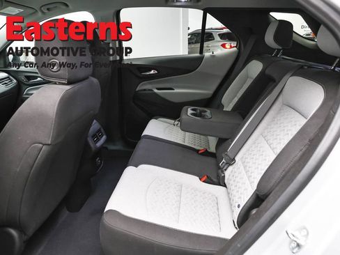 Used 2022 Chevrolet Equinox LT FWD image 20