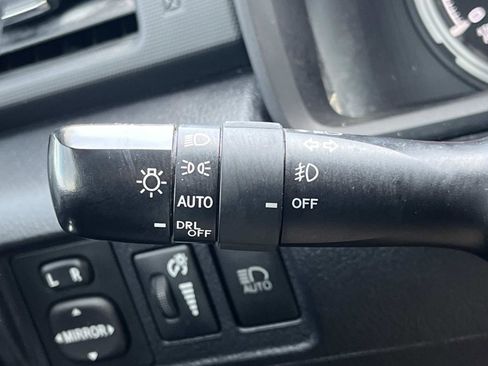 Used 2020 Toyota 4Runner Nightshade AWD/4WD image 40