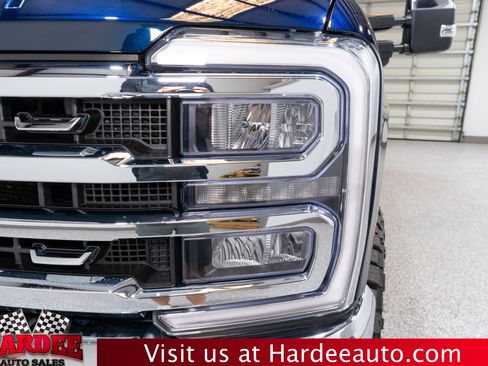 Used 2024 Ford F250 Lariat w/ Chrome Package image 8