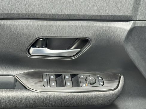 New 2026 Nissan Kicks SV w/ SV Premium Package image 21