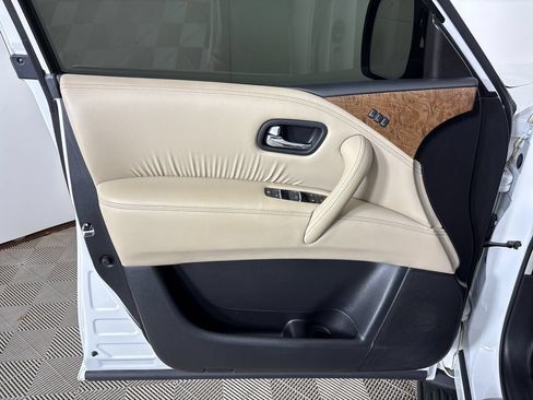 Used 2021 Nissan Armada SL w/ Captain's Chairs Package RWD image 22