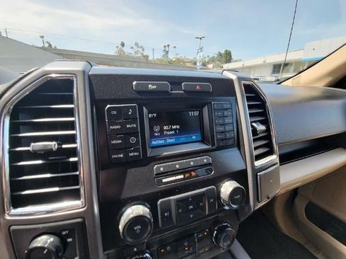 Used 2015 Ford F150 XLT w/ Trailer Tow Package RWD image 13