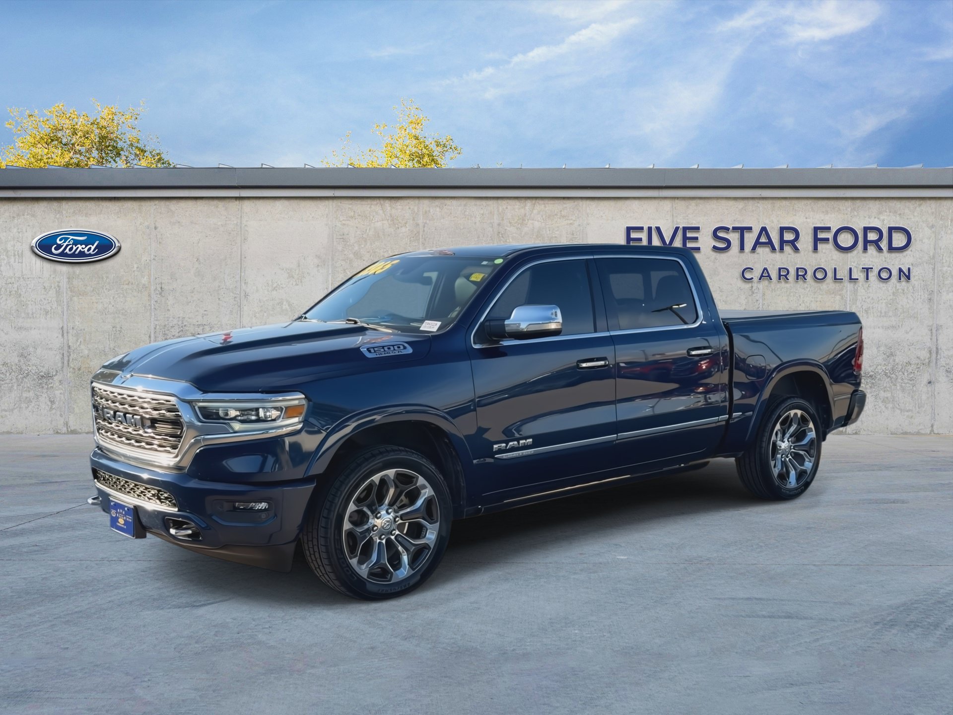 Used 2022 RAM 1500 Limited w/ Body Color Bumper Group AWD/4WD image 4