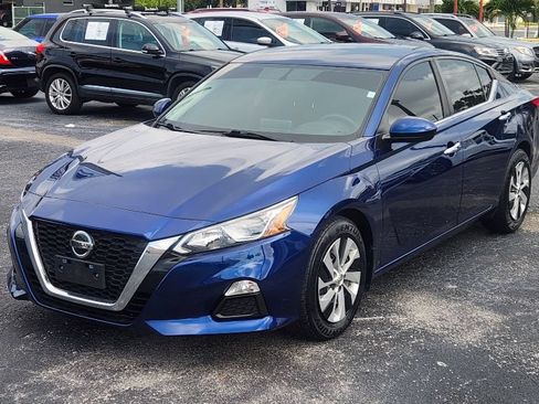 Used 2019 Nissan Altima 2.5 S FWD image 2