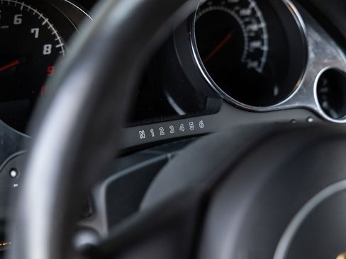 Used 2014 Lamborghini Gallardo LP 550-2 image 28