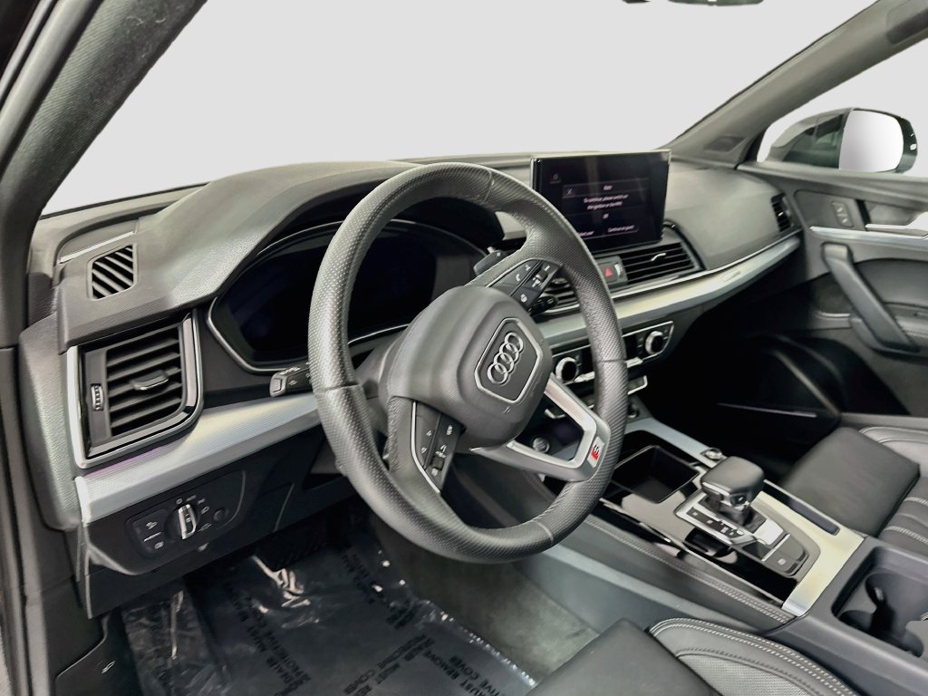 Used 2025 Audi Q5 2.0T Premium Plus AWD/4WD image 4