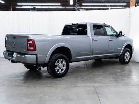 Used 2022 RAM 3500 Laramie AWD/4WD image 6