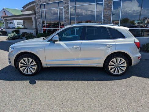 Used 2014 Audi Q5 2.0T Prestige w/ Comfort Package AWD/4WD image 2
