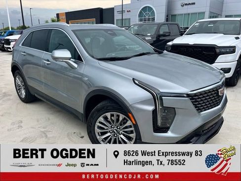 Used 2025 Cadillac XT4 Premium Luxury FWD image 1