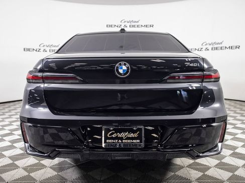Used 2023 BMW 740i RWD image 7