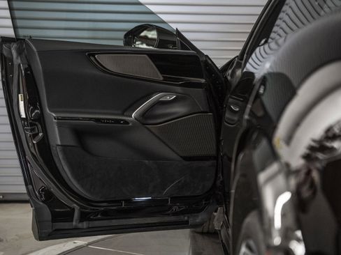 Used 2024 Ferrari Purosangue image 24