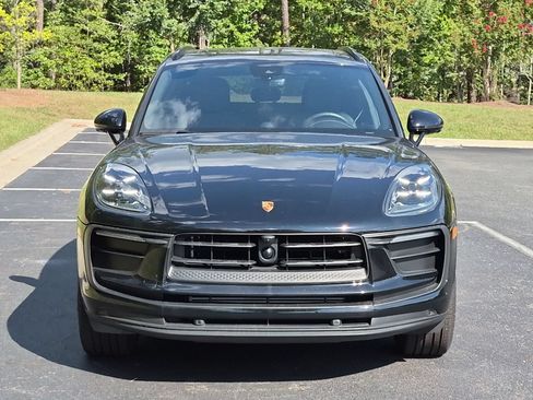 Used 2026 Porsche Macan AWD/4WD image 25