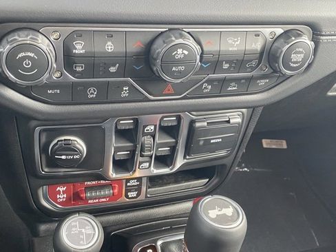 New 2026 Jeep Wrangler Unlimited Rubicon image 23