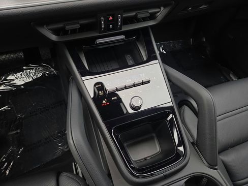 Certified 2026 Porsche Cayenne Coupe AWD/4WD image 14