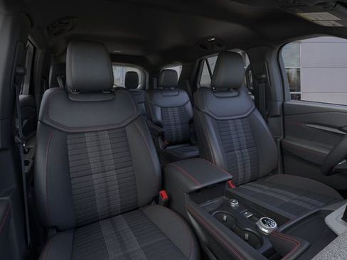 New 2026 Ford Explorer ST-Line AWD/4WD image 10