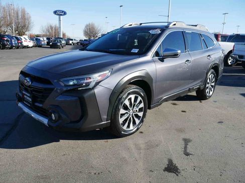 Used 2023 Subaru Outback Touring XT image 4