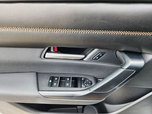 Certified 2025 MAZDA CX-50 AWD 2.5 Hybrid w/ Premium Pkg image 17