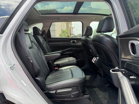 Used 2022 Kia Sorento SX AWD/4WD image 18