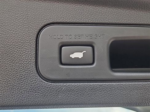 Used 2024 Acura MDX A-Spec image 23