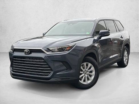 New 2026 Toyota Grand Highlander XLE image 1