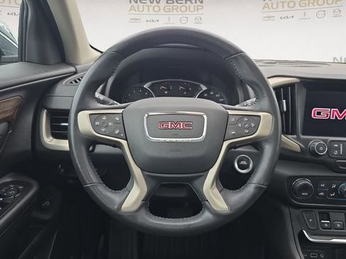 Used 2020 GMC Terrain Denali w/ LPO, Floor Liner Package FWD image 12