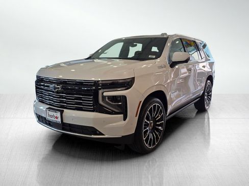 New 2026 Chevrolet Tahoe High Country AWD/4WD image 3