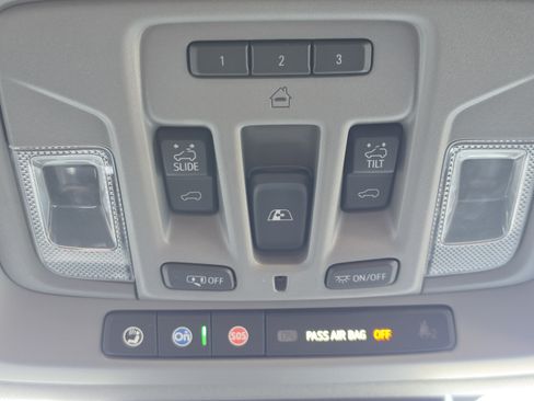 Used 2024 GMC Sierra 1500 Denali w/ Denali Reserve Package AWD/4WD image 25