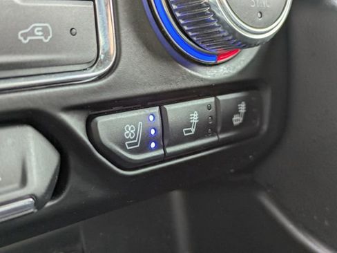 Used 2021 GMC Yukon AT4 AWD/4WD image 26