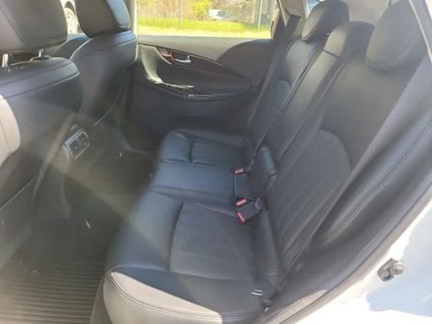 Used 2017 INFINITI QX50 AWD w/ Premium Plus Package image 30