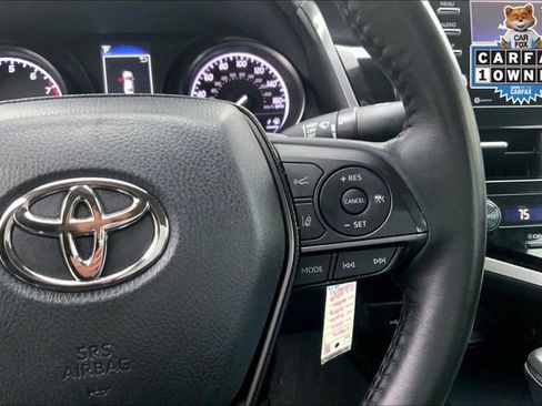 Used 2023 Toyota Camry SE image 19