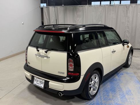 Used 2013 MINI Cooper Clubman FWD image 16