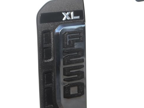 Used 2023 Ford F250 XL w/ XL Chrome Package RWD image 46